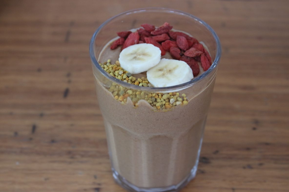 chocolate_smoothie_breakfast_healthy