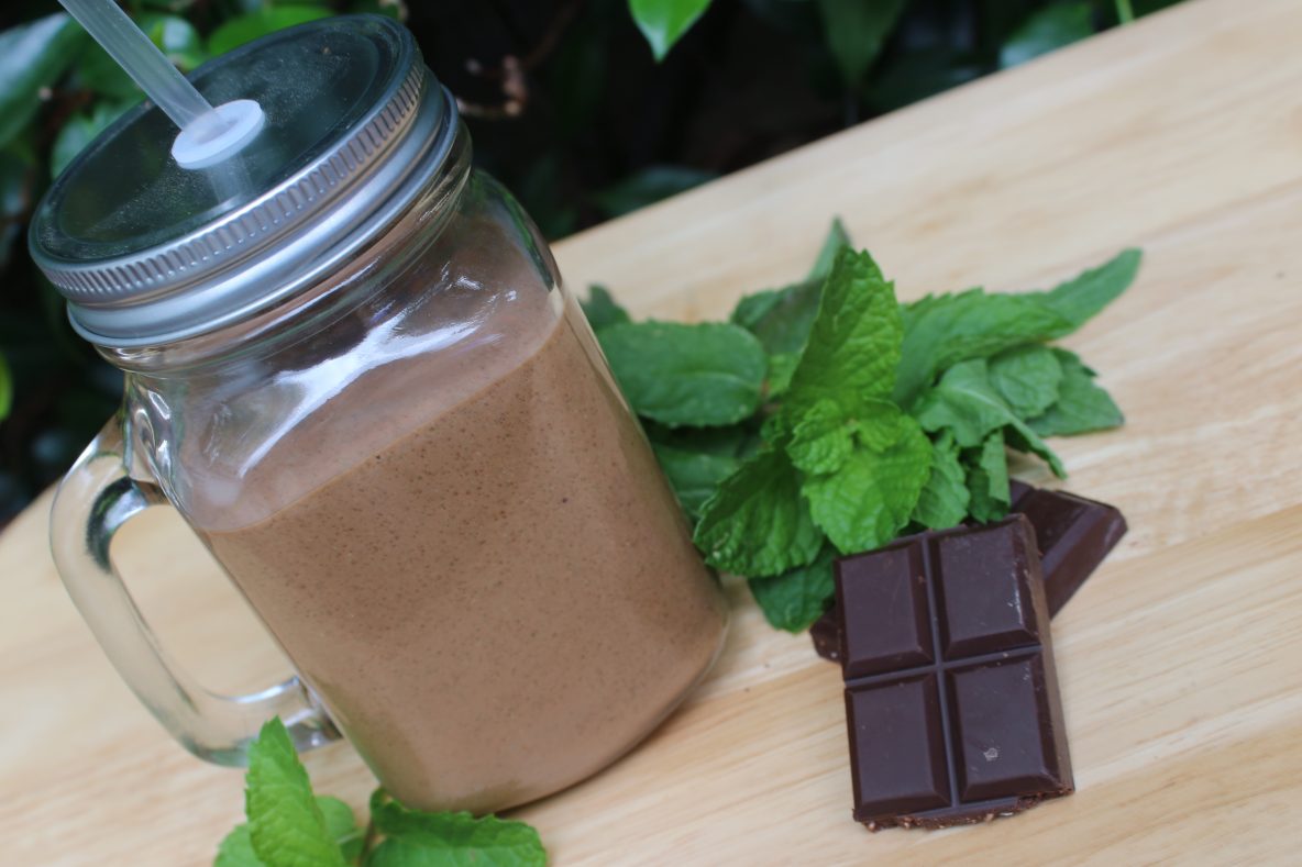 chocolate-mint-smoothie